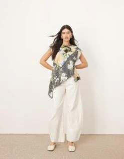 ARRANGE Asymmetric Top With Colourblock Detail In Floral Print For Women Colourblock Floral -ARANG Clothing Shop 206550485 3