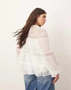 ARRANGE Curve Lace Detail Blouson Sleeve Top With Drawstring Detail In White For Women -ARANG Clothing Shop 207166155 3
