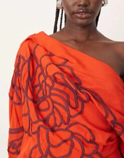 ARRANGE Linear Embroidered Floral Slouchy Shoulder Drape Midi Dress In Red For Women -ARANG Clothing Shop 207199637 4