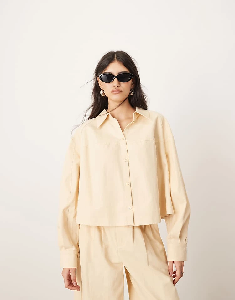 ARRANGE Structured Boxy Shirt And Wide Leg Barrel Trouser In Buttermilk 4 ARRANGE Structured Boxy Shirt And Wide Leg Barrel Trouser In Buttermilk - Image 2
