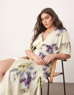 ARRANGE Curve Modern 30's Maxi Satin Dress With Shoulder Pad In Blurred Floral For Women -ARANG Clothing Shop 207639708 2