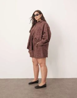 ARRANGE Curve Cotton Mirrored Floral Embroidered Cutwork Shirt And Shorts Co-ord In Chocolate -ARANG Clothing Shop 207694349 1 chocolate